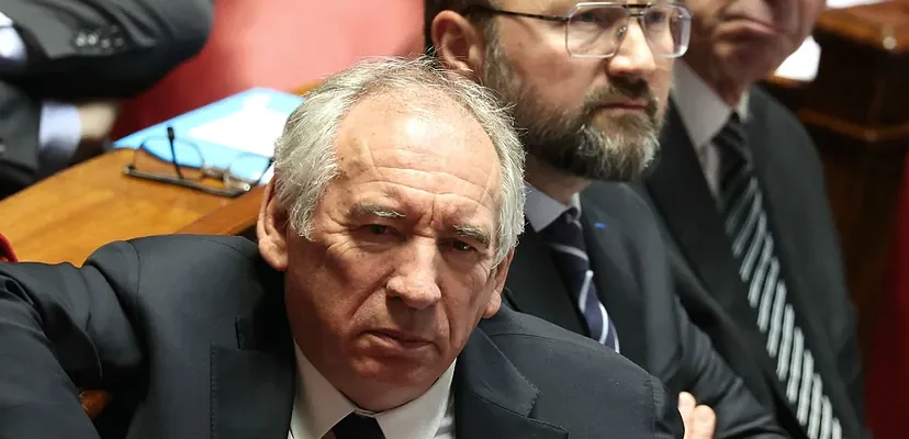 François Bayrou y la supervivencia política: ¿un respiro o solo un paréntesis?