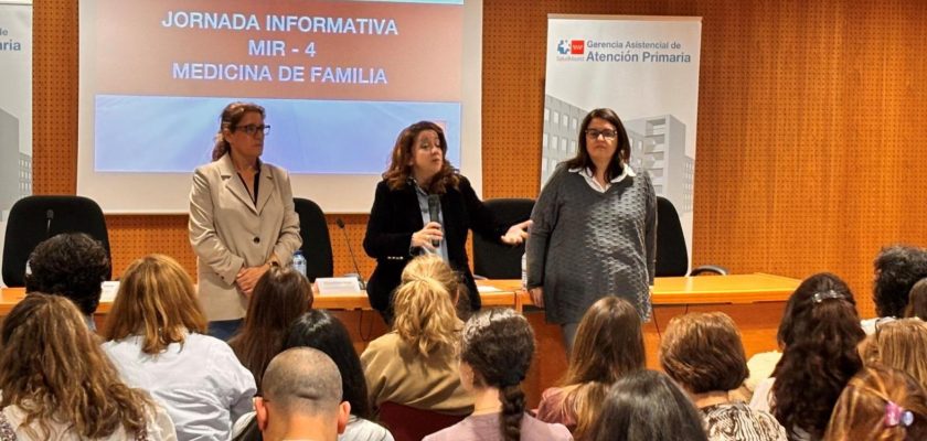 La batalla por atraer a los médicos: Madrid ofrece sueldos competitivos y estabilidad laboral a los futuros MIR