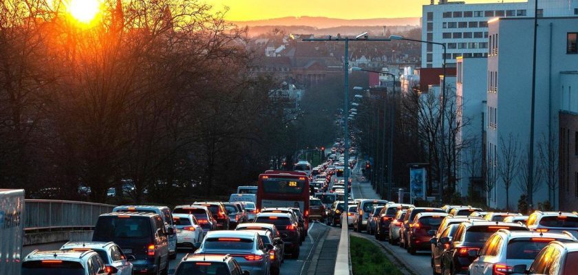 Cojines berlineses en las carreteras: entre la seguridad y el riesgo para motoristas