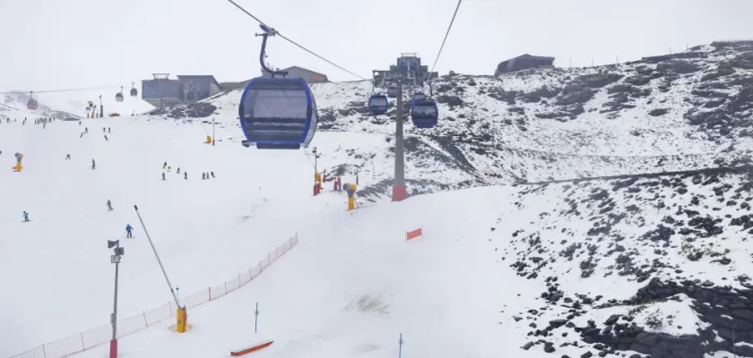 Hombre condenado por estafa en Sierra Nevada al esquiar con el forfait de su padre