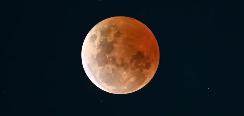 La luna de sangre de 2024: Un eclipse fascinante y su significado para los astrónomos