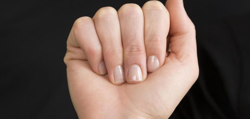 Las uñas como espejo de tu salud: descubre qué revelan sobre ti y cómo cuidarlas