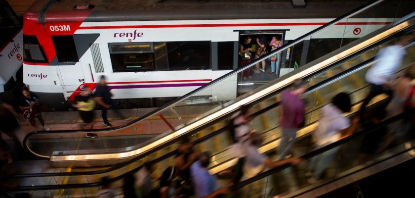 Protestas en Renfe y Adif: ¿Qué significa realmente el traspaso de Rodalies a Cataluña?