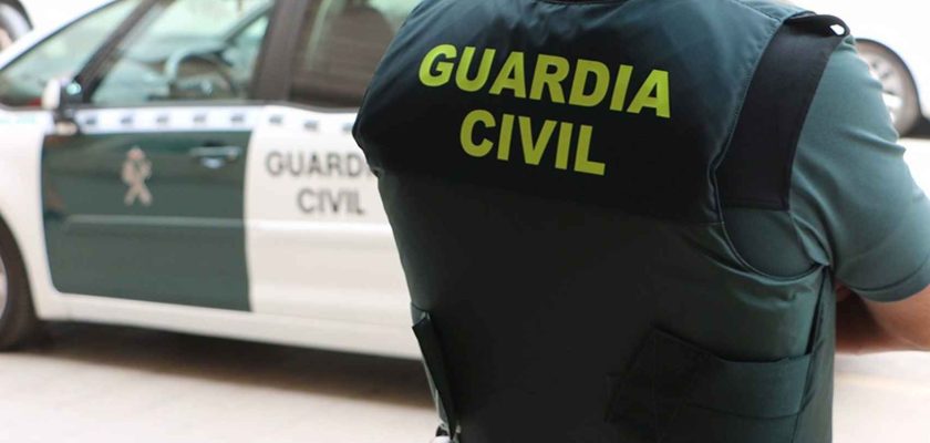 La guardia civil en acción: investigación sobre el vertido contaminante en o porriño