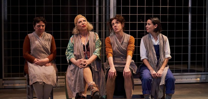 La resurrección de 'Marie La Roja': un viaje al núcleo del feminismo en el teatro catalán