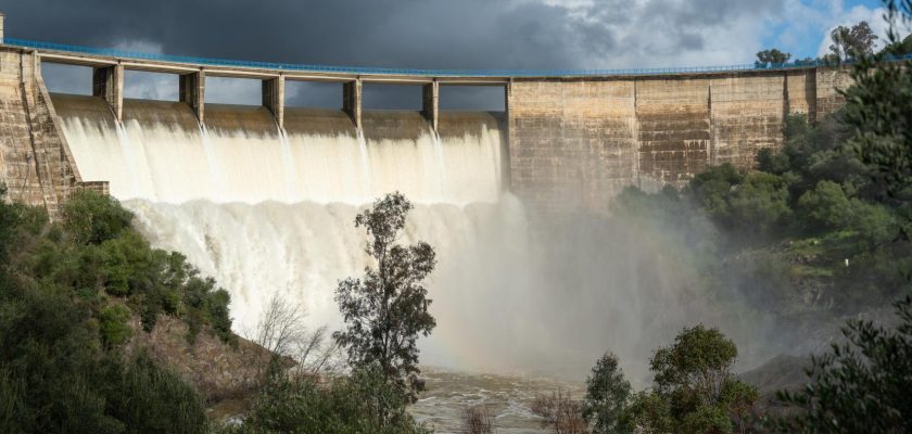 Aumento del 30% en los embalses de Sevilla: ¿qué significa para el futuro del agua?