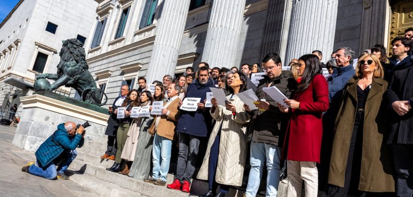 La nueva era de la comunicación: influencers y podcasters en la sala de prensa de la Casa Blanca