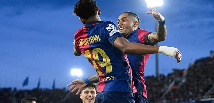 el increíble espectáculo del fc barcelona en la champions: la magia de raphinha y la promesa de lamine yamal