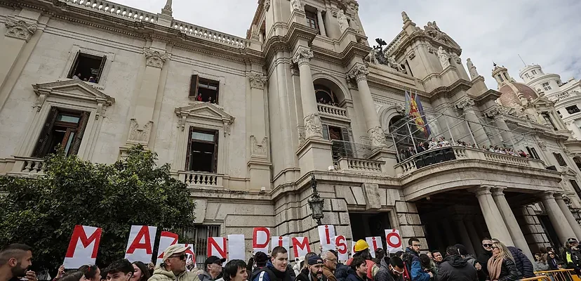 La crisis de la dana en Valencia: Carlos Mazón y el debate político que sacude la provincia